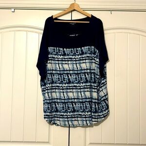 Lane Bryant plus tee. With cap sleeves. Super soft and stretchy. Plus size 30/32